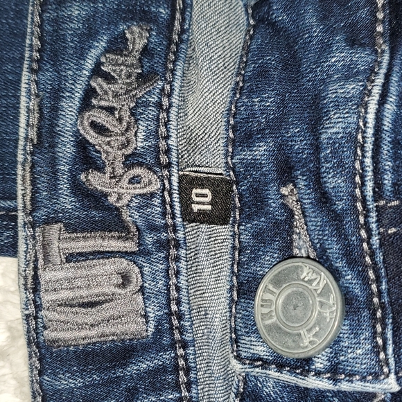 Jeans 🥳 - Picture 10 of 10